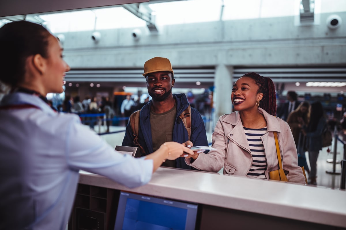 What Are Delta Credit Card Benefits and How Do They Work?