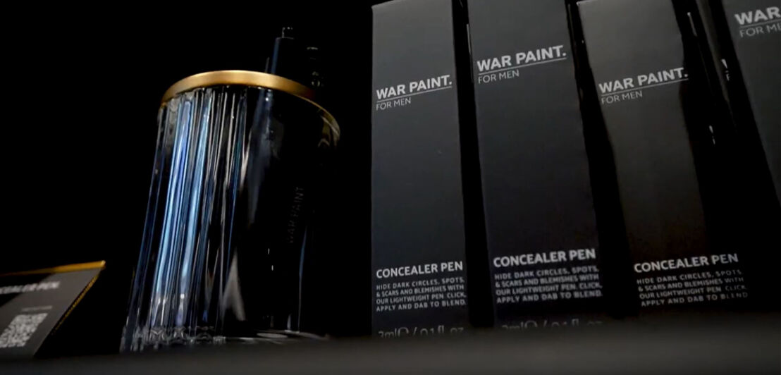 Produktfotografie der Beauty-Produkte von War Paint For Men.