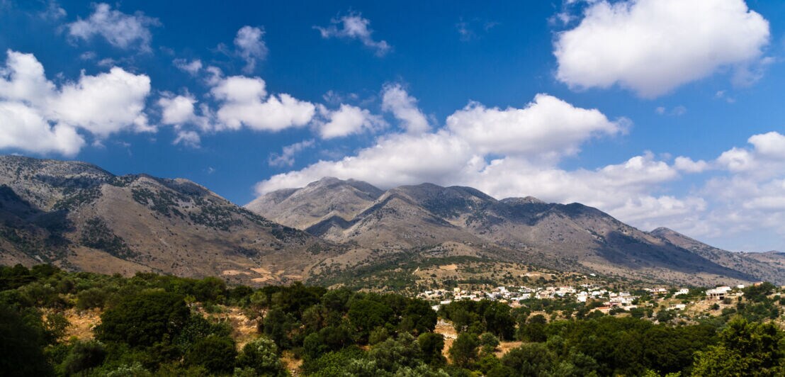 Panoramaaufnahme des Lefka-Ori-Gebirges auf Kreta.