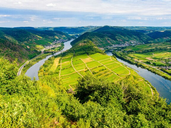 Moselschleife in Bemm mit Blick vom Calmont.