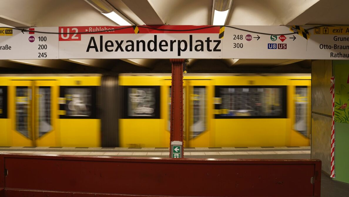 U-Bahn am Alexanderplatz