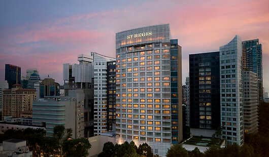 Four Seasons Hotel Singapore | Fine Hotels + Resorts | Amex Travel IL