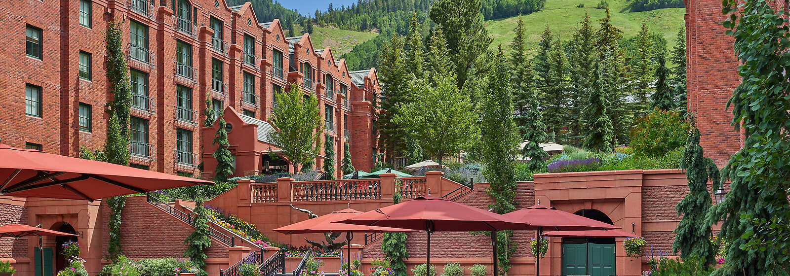 The St. Regis Aspen Resort | Fine Hotels + Resorts | Amex Travel GB