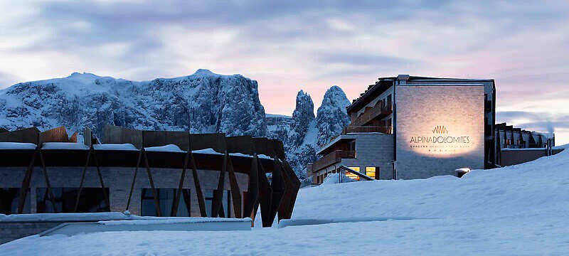 4 Luxury Ski Resorts Ideal For Christmas Break