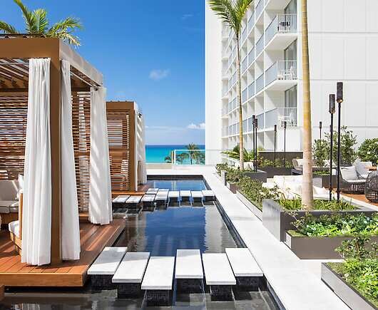 Luxury Hotels in Honolulu Hawaii American Express Travel